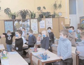 ISU Dmbovița a trimis mști de protecție pentru elevi